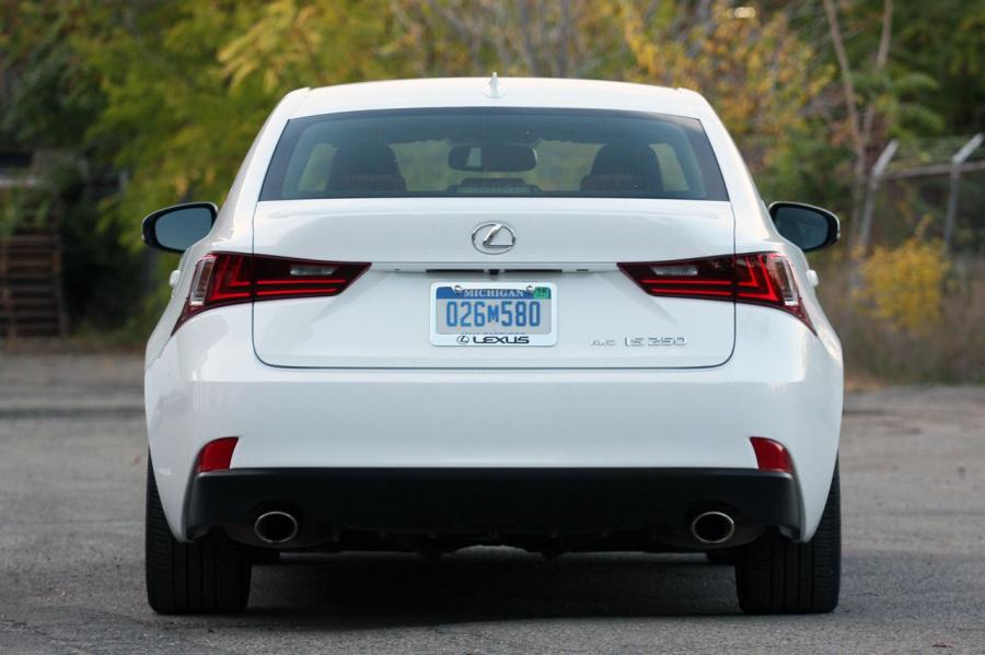  Lexus IS250 AWD F Sport 2014 года  (фото 25 из 28)